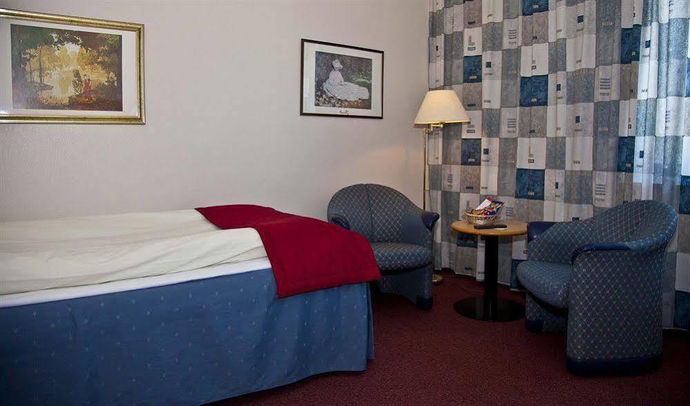 Karlskoga Hotell & Konferens ภายนอก รูปภาพ